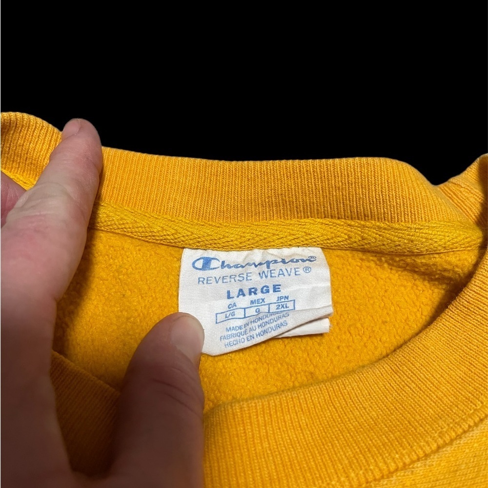 Champion Reverse Wave Crop Top - Picture 5 of 5